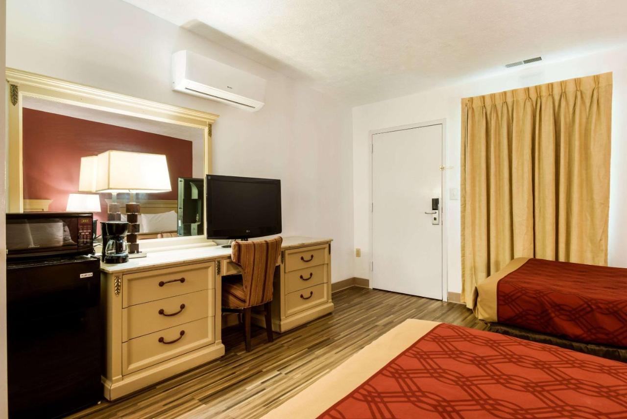 White Haven Econo Lodge Inn & Suites Lake Harmony - Pocono Mountains Area מראה חיצוני תמונה