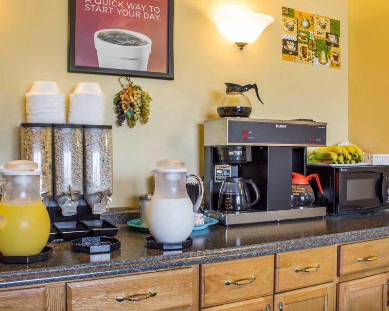 White Haven Econo Lodge Inn & Suites Lake Harmony - Pocono Mountains Area מראה חיצוני תמונה